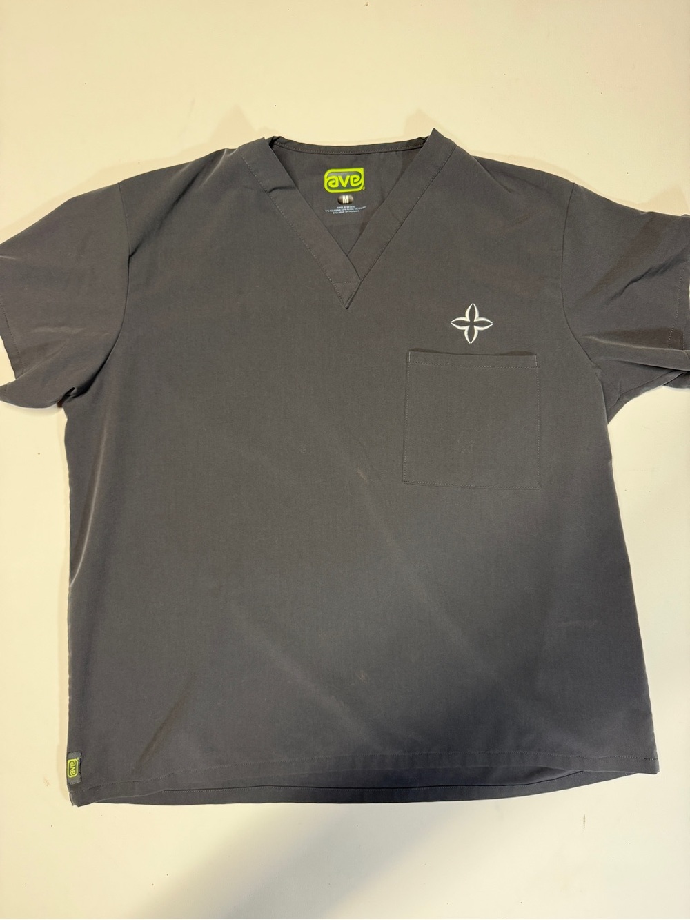 Men’s Charcoal Scrub Top V-Neck Pocket Shirt Medical
